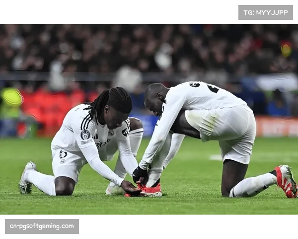 阿韦洛亚前场自由人实验 姆巴佩左倾导致进攻区域重叠 阿韦洛亚前场自由人实验 姆巴佩左倾导致进攻区域重叠